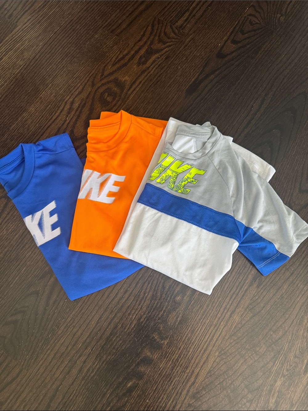 Nike Kids T-shirt bundle- Blue, Orange, Gray/White with Neon Accent. Size medium
